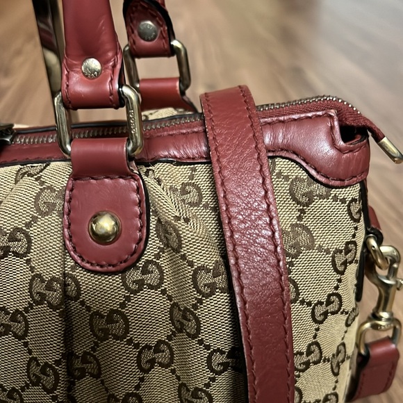 A 238 - 💯% authentic Gucci shoulder bag - Picture 8 of 16